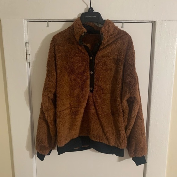 Brown and Black Teddy Sweater Size Small - Picture 6 of 11